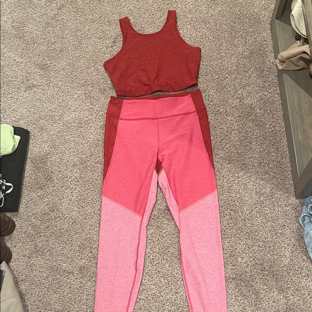 Outdoor Voices Crop top and leggings set